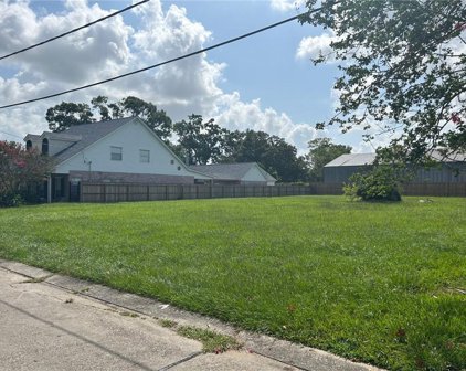 125 Tudor  Avenue, River Ridge