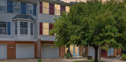 13111 Summer Rain Ter, Fairfax