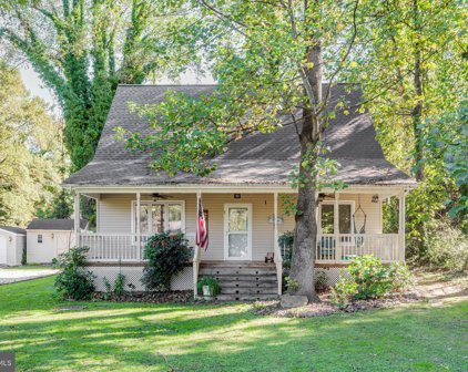 92 Massachusetts Ave, Earleville
