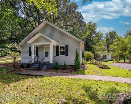 352 18th Ne Avenue, Hickory
