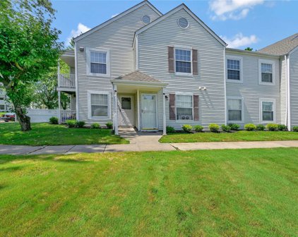 120 Fairview Circle Unit #120, Middle Island