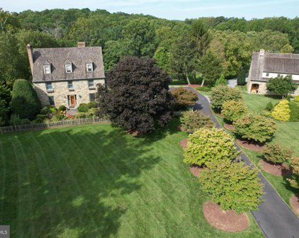 12716 Split Creek Ct, North Potomac