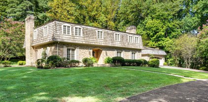 11327 Fairfax Dr, Great Falls