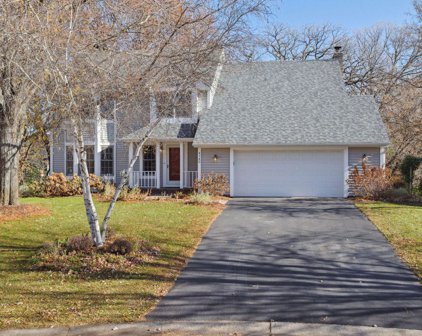 4142 Barrow Court, Eagan