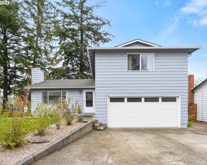 1930 SE 161ST AVE, Portland