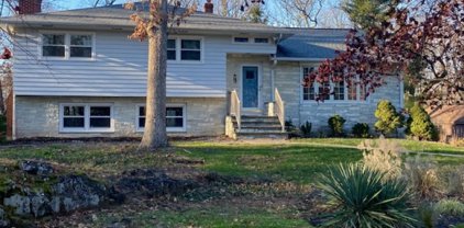 75 Skyline Dr, Watchung Boro