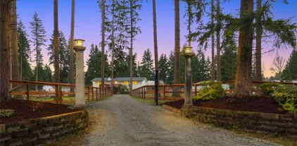 22318 Entwhistle Road E, Buckley