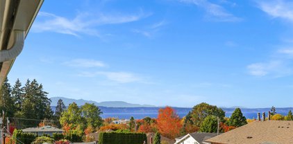 630 5th Avenue S Unit #202, Edmonds