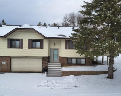 899 Lawnview Avenue, Shoreview
