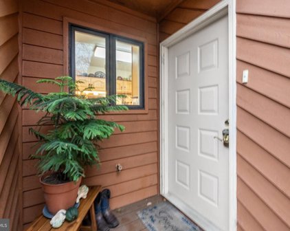 196 Tecumseh Trl, Hedgesville