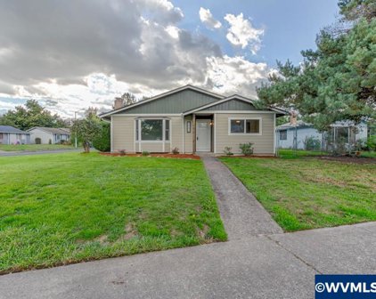 1505 Royalty Dr, Salem