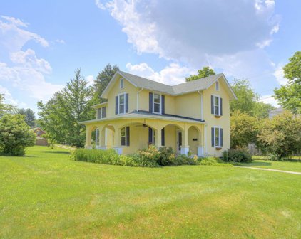 402 Randolph Street, Radford