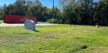 22480 Ford Road, Porter