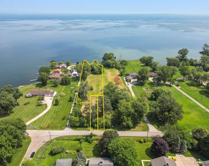 35160 JEFFERSON, Harrison Twp