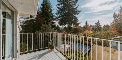 5797 Ebbtide Street, Sechelt