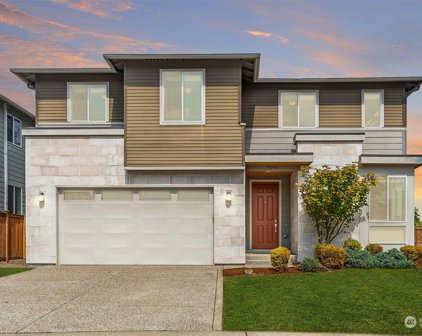 13416 Little Bear Creek Place, Woodinville