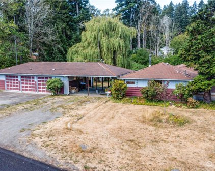1604 9th Street SE, Puyallup