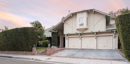 2807  Deep Canyon Dr, Beverly Hills
