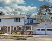 8 Old Wood Road, Framingham image