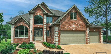 806 Gamble Drive, Lisle