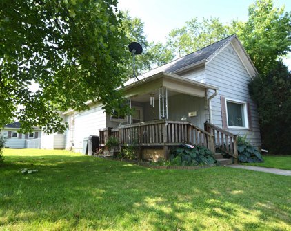 312 E Chestnut Street, Hartford City
