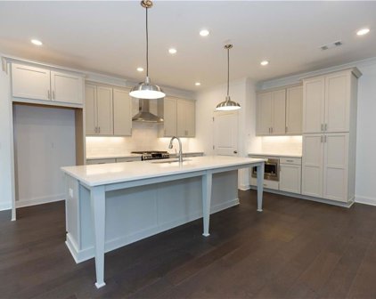 1802 Wellborn Walk Unit 52, Suwanee