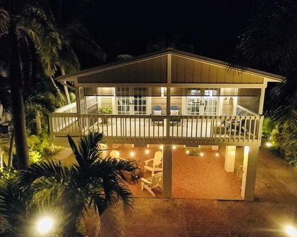 376 Blackbeard Road, Little Torch
