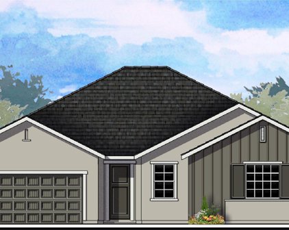 907 Carriage Ct, Gardnerville