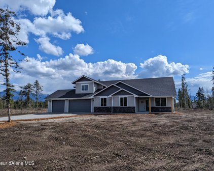 12430 Howard, Athol