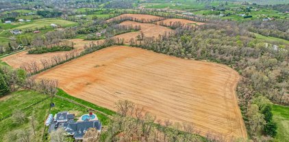 Snickersville Turnpike, Round Hill