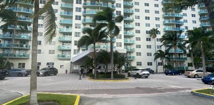 19390 Collins Ave Unit #123, Sunny Isles Beach