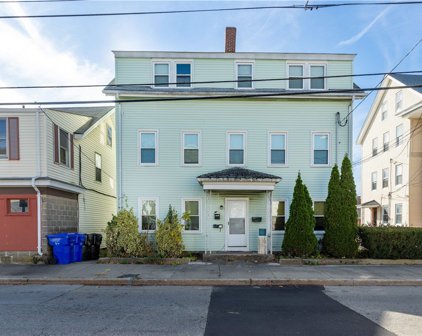 230 Washington Street, Central Falls
