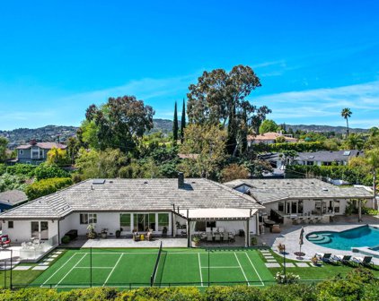 16935  Esquira Pl, Encino