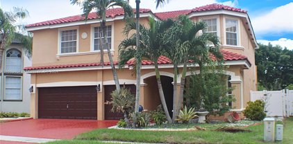 1443 Sw 161st Ave, Pembroke Pines