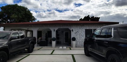 224 E 42nd St, Hialeah