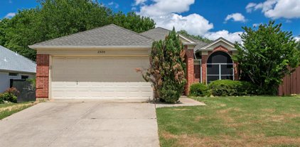 2500 Woodhaven  Drive, Flower Mound