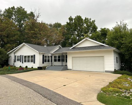 753 Worm Drive NE, Comstock Park