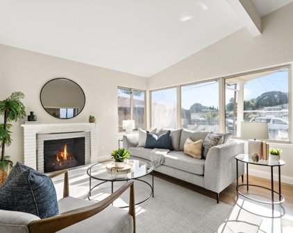 1711 Tulane Avenue, East Palo Alto