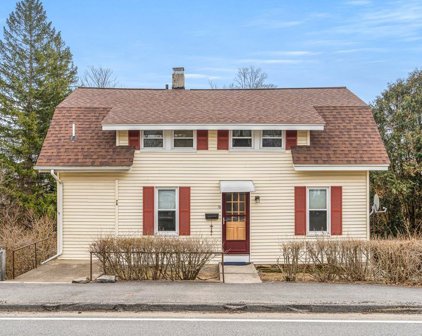 76 River St, Hudson
