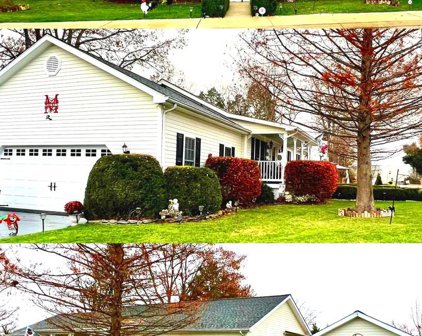 203 Wood Duck Dr, Greensboro