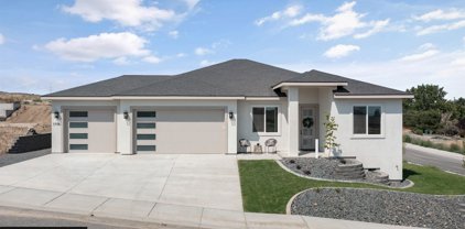 724 Mara Loop, Richland