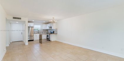 729 Lori Dr Unit #401, Palm Springs