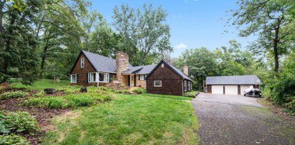 40W490 Winchester Way, St. Charles