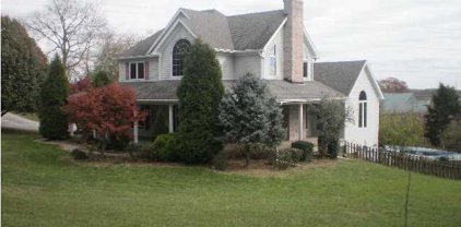 3500 W Hwy 22, Crestwood