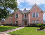 409 PECAN GROVE Lane, Dickinson image