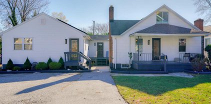 13 Hawthorne Ave, Pikesville