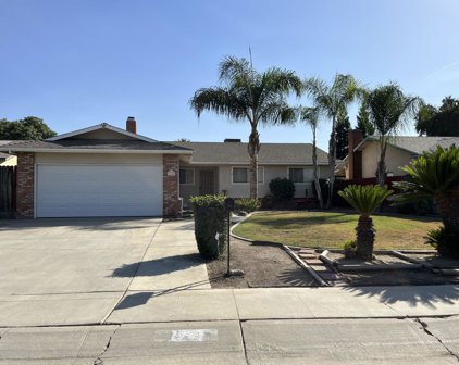 1721 W Monte Vista Avenue, Visalia