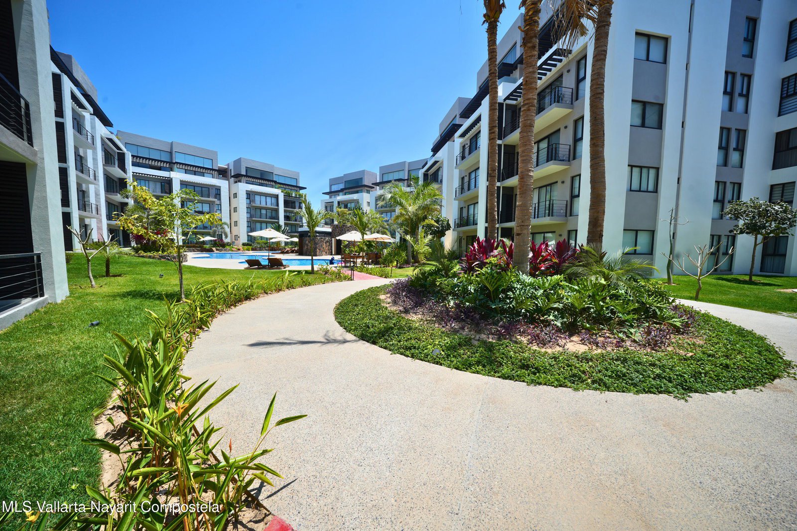 1200 MEXICO Unit B206, Puerto Vallarta, JALISCO N/A — La Floresta
