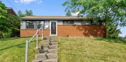 308 Frazier Dr, Wilkins Twp