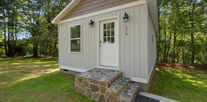 310 N Glassy Mountain Road, Pickens